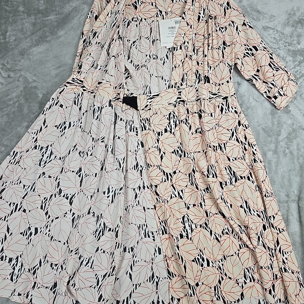 Diane Von Furstenberg DVF Christina Crepe Wrap Dress Medium Leaf Twig Ivory - Picture 12 of 13